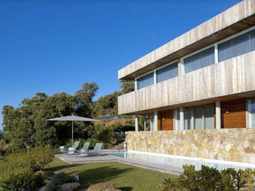 Location résidence de luxe en Corse